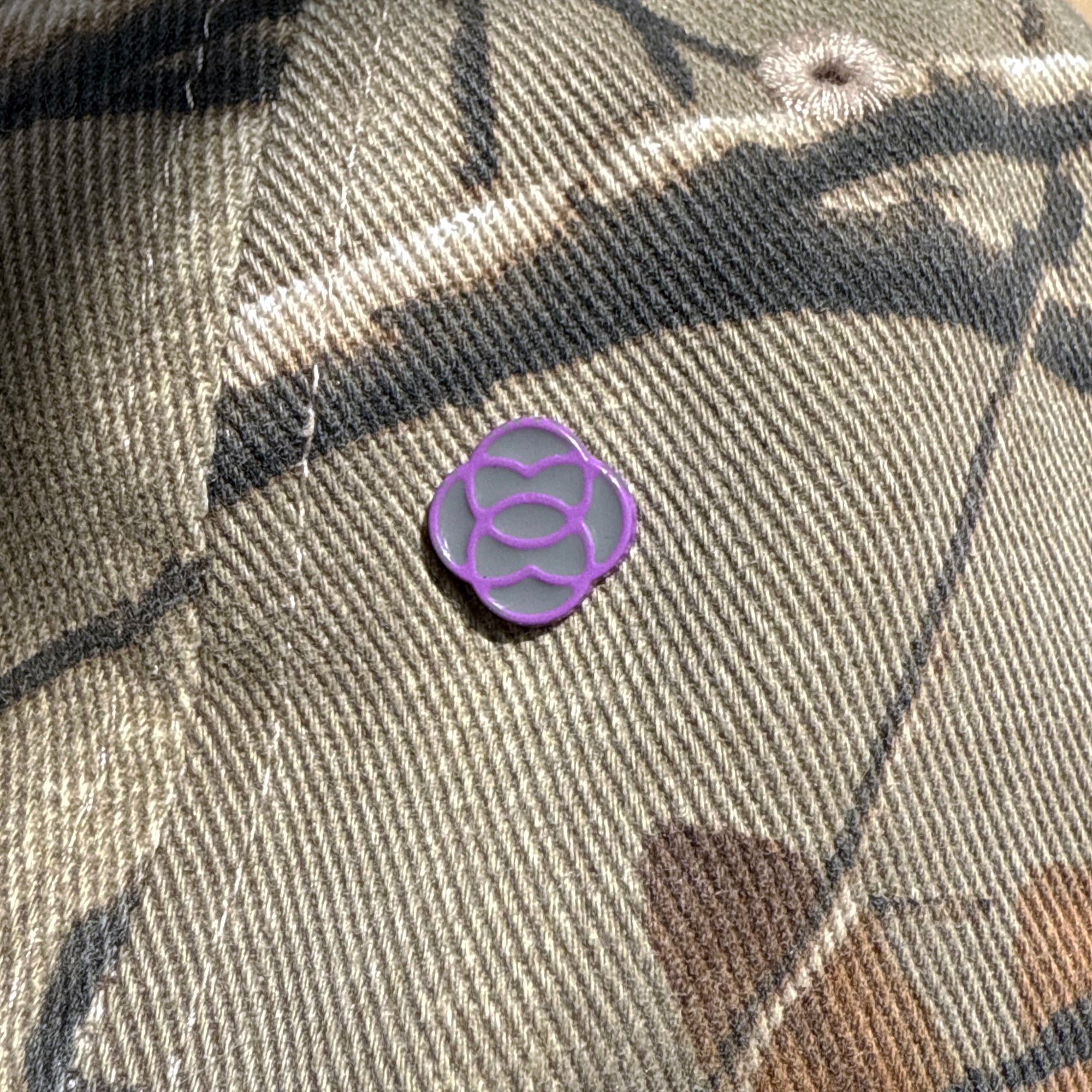 Logo Pin